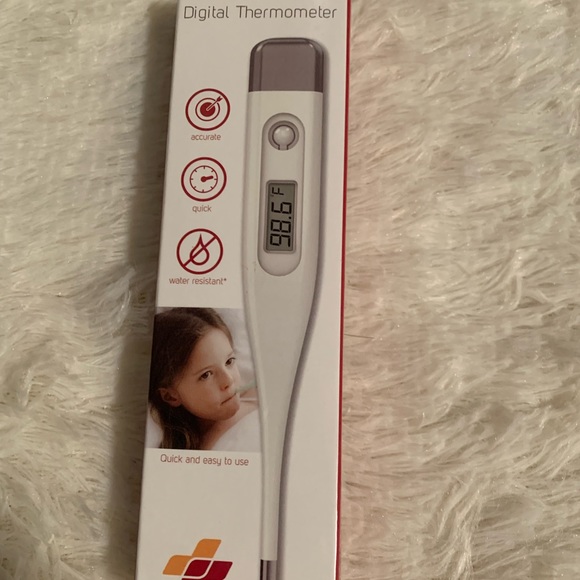 Other - Digital Thermometer New !